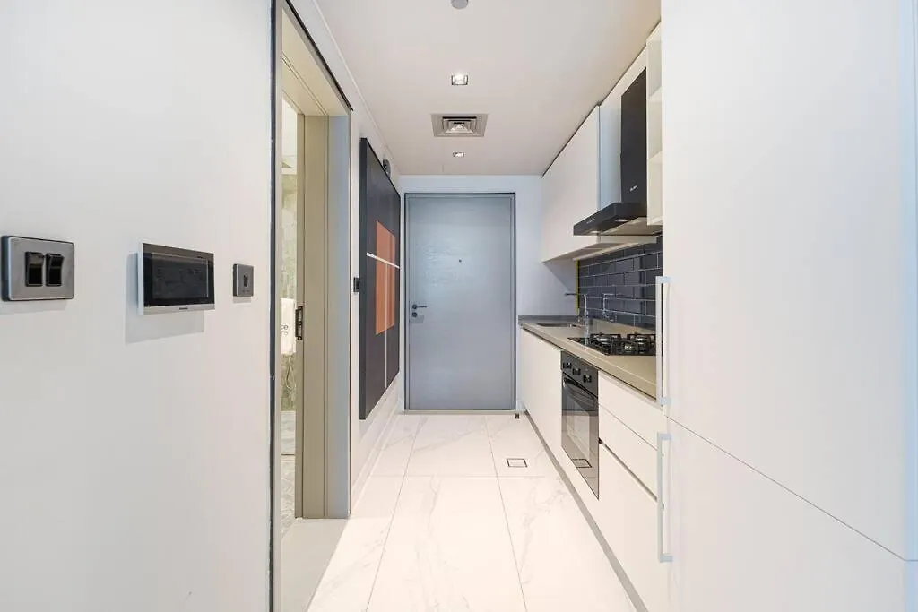 Modern Sanctuary Mag 318 Studio In Business Bay Dubai 0*,